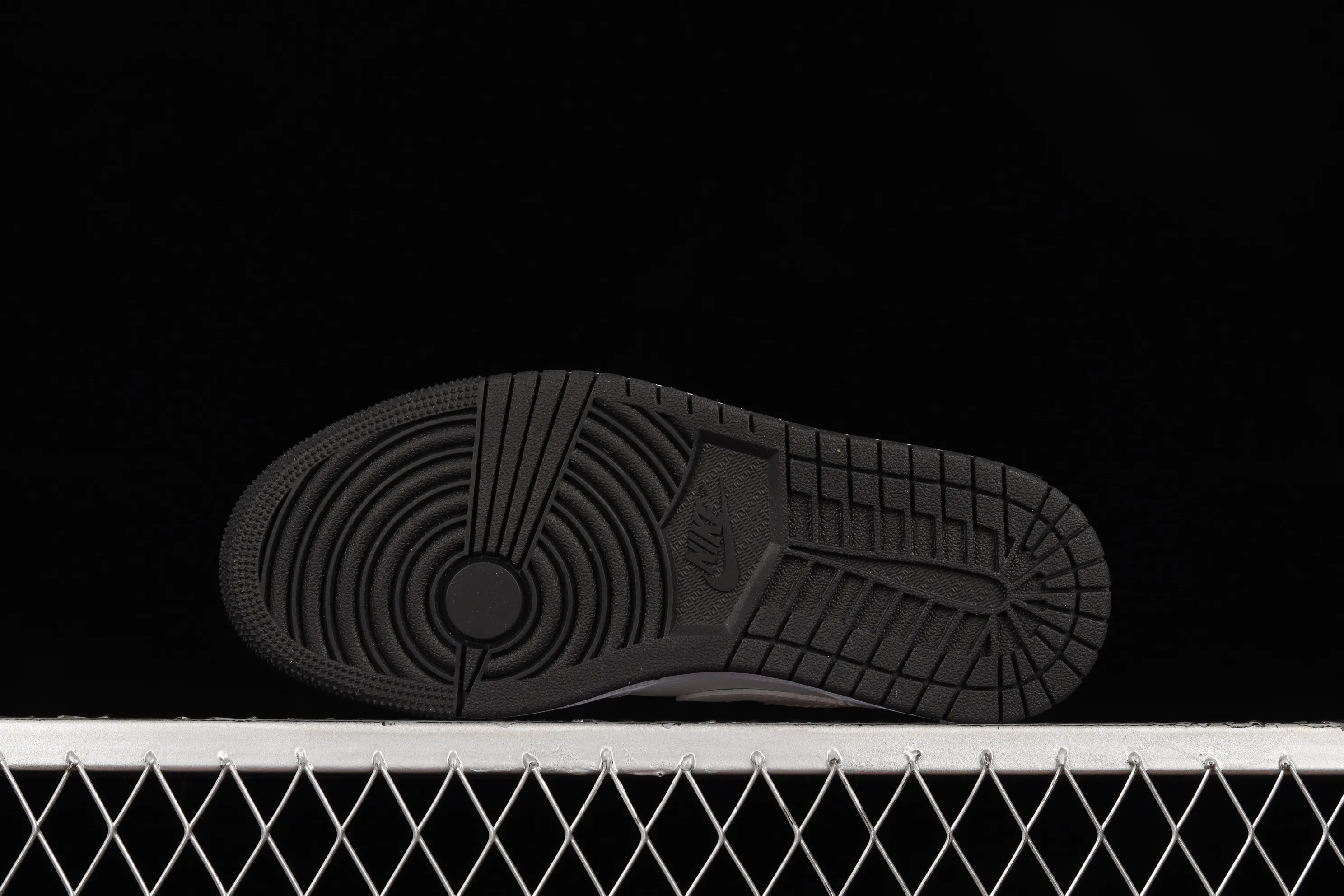 All categories Air Jordan Jordan series basketball shoes Air Jordan 1 Low Z version Air Jordan 1 Low AJ1 Joe 1 all white low-top cultural basketball shoes 553560-164